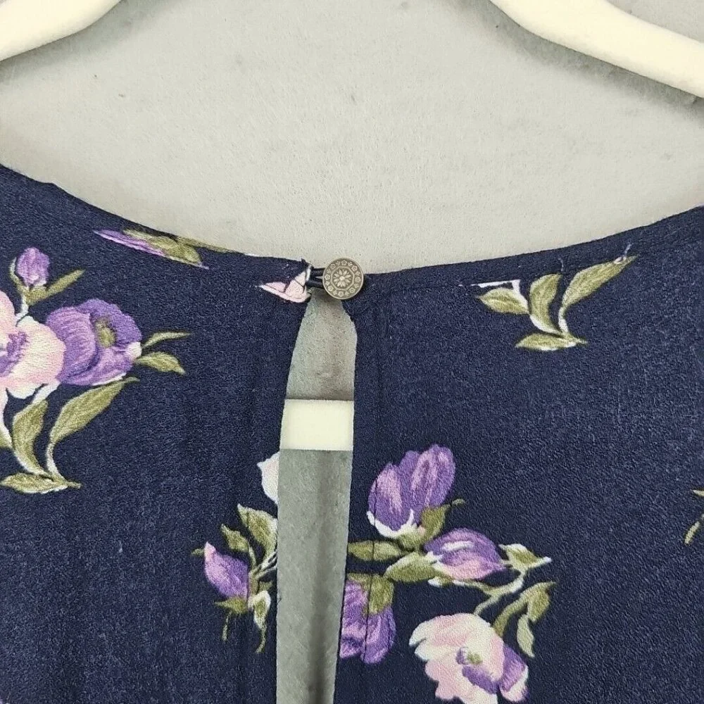 American Eagle Romper Womens XS Navy Blue Floral Viscose V-Neck Comfort Spring - Picture 11 of 12